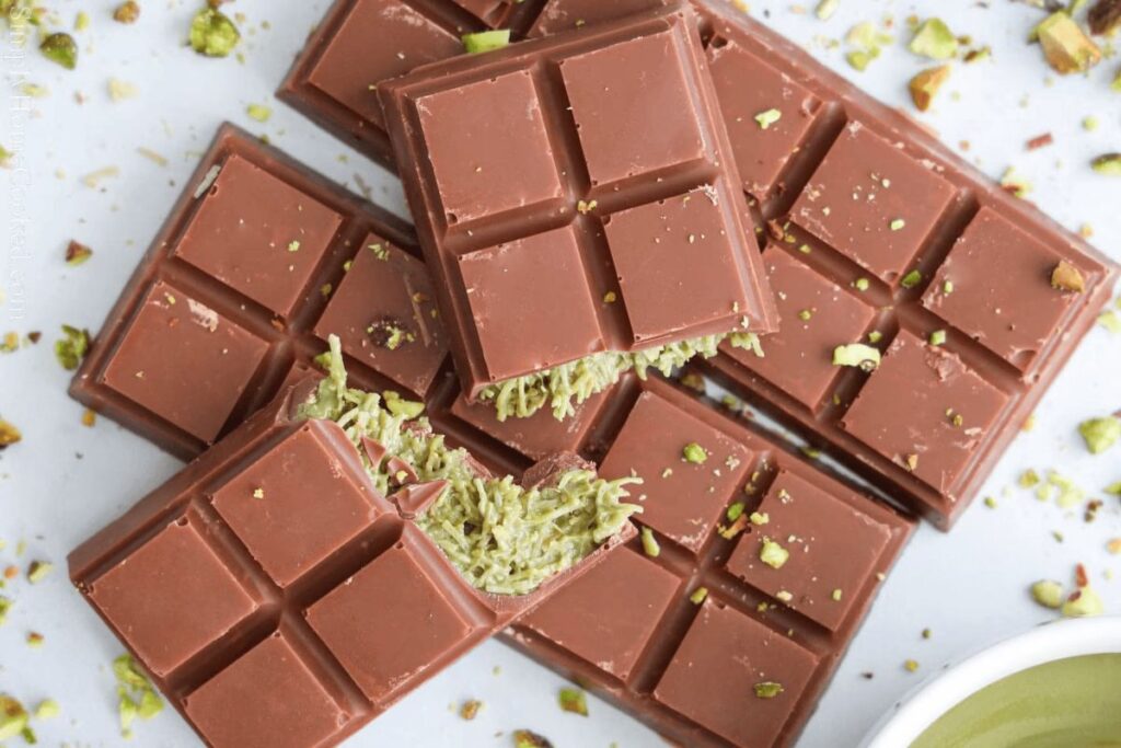 Elegant Dubai Pistachio Chocolate Bar